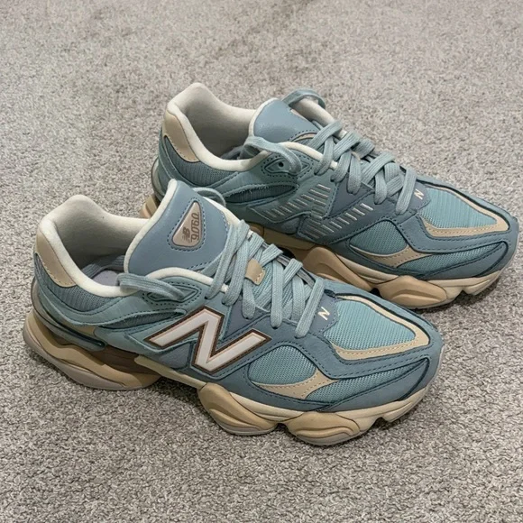 New Balance 9060 Sneakers - Picture 1 of 5